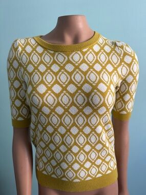 Maeve by Anthropologie Knit Top size XX- Small